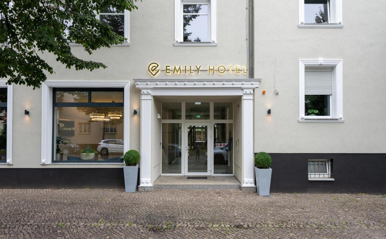 Hotel Emily Neue Messe 4*